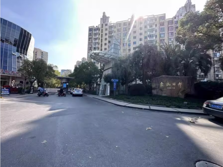 上海市普陀区象源丽都52栋 