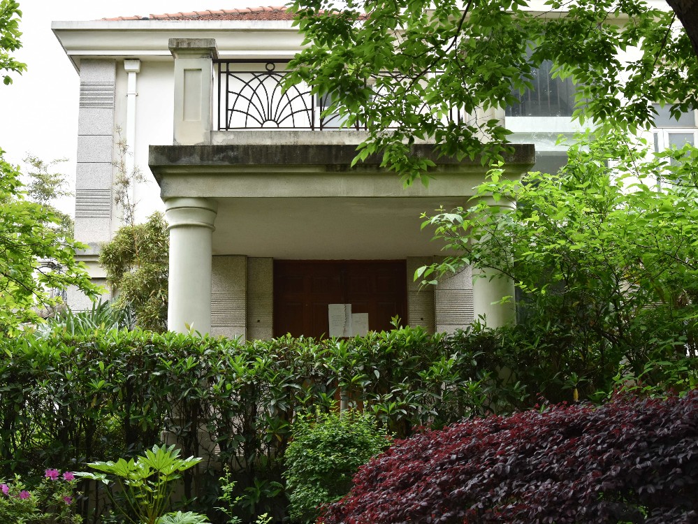 上海市浦东新区金爵别墅唐镇6栋1-3F 