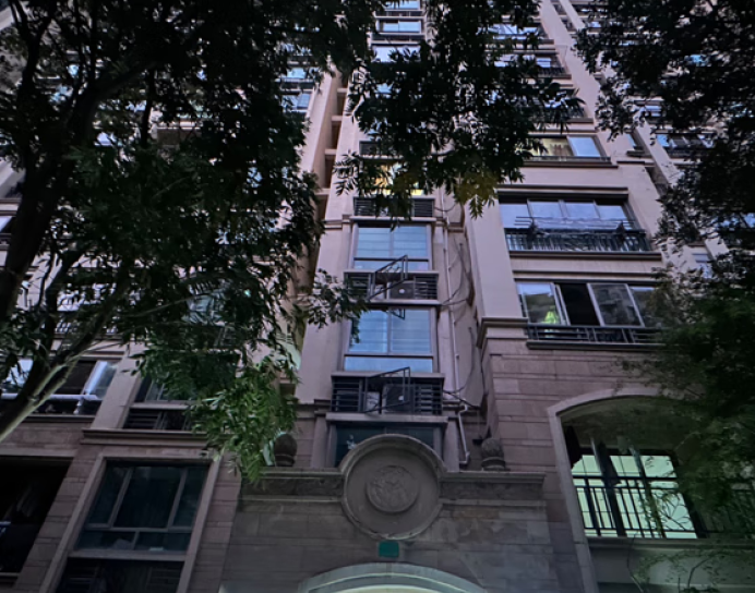 上海市松江区米兰诺贵都16栋3F 