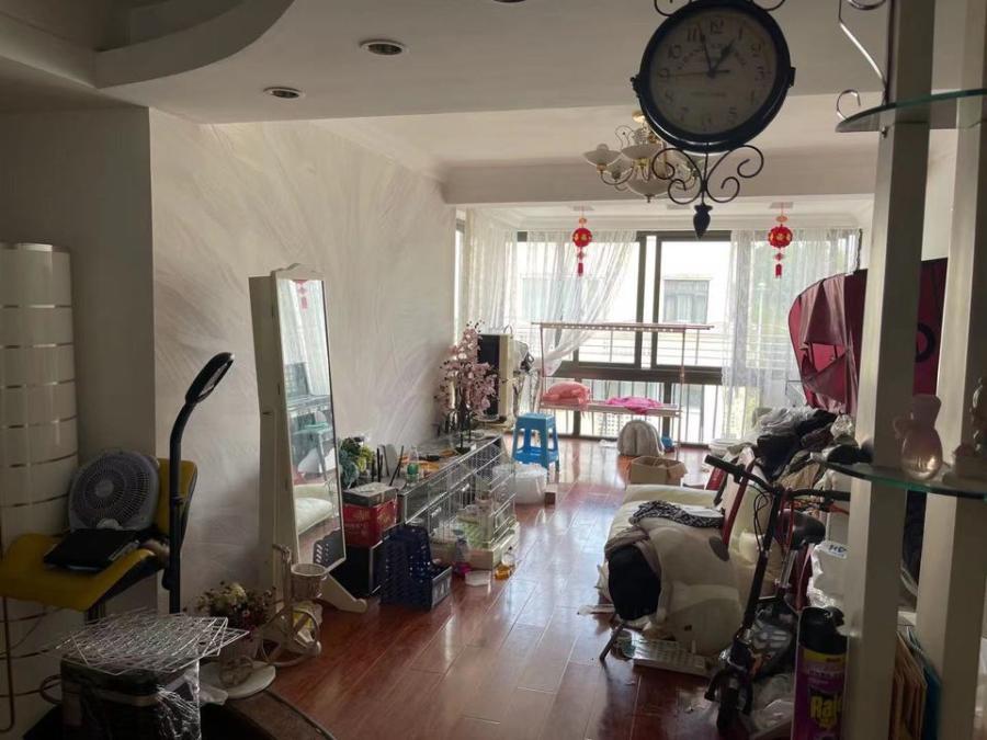 上海市静安区嘉茵苑6栋6F 