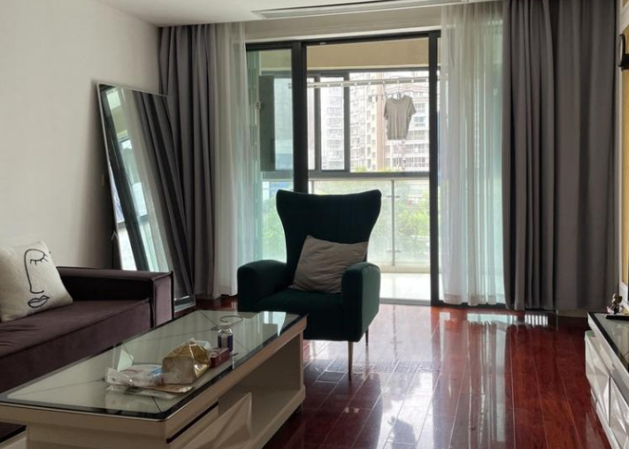 上海市普陀区新湖明珠城70栋5F 