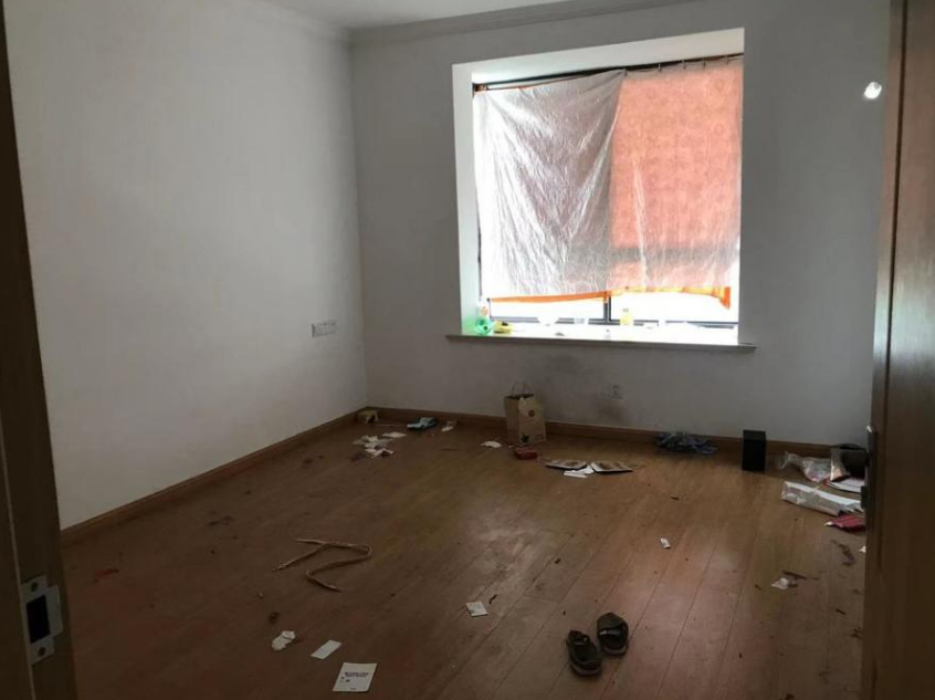 上海市崇明区文宸花苑44栋4F 