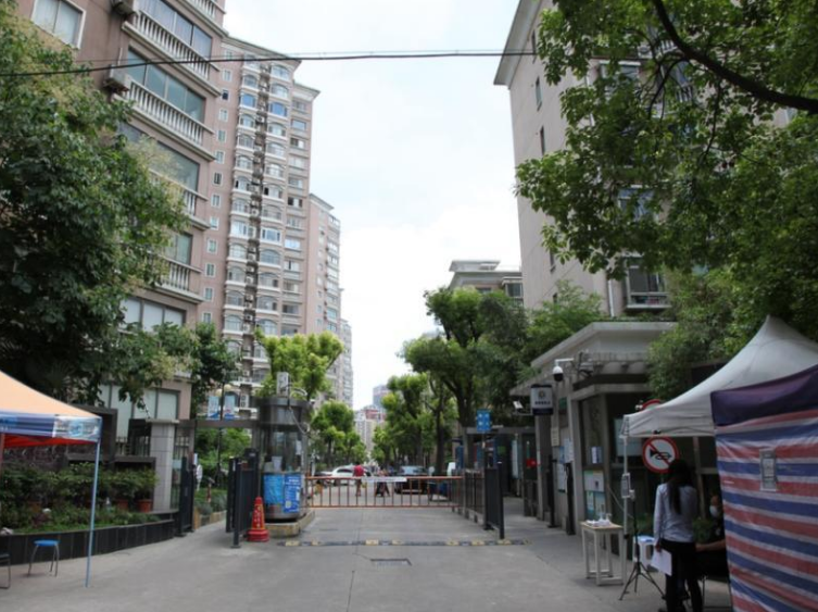 上海市普陀区巴黎之春25栋17F 