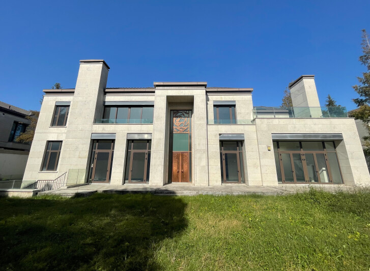 上海市闵行区金臣别墅79栋全幢 