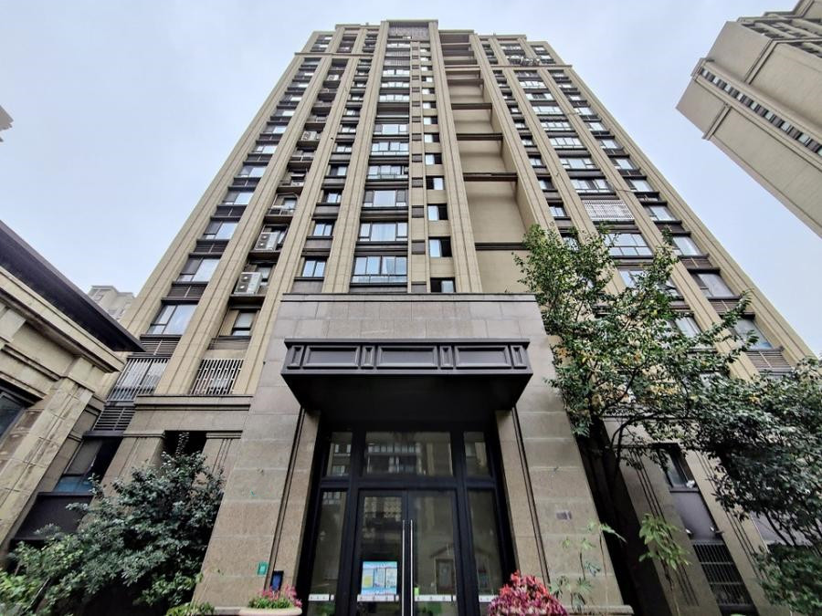 上海市嘉定区绿地清猗园3栋14F 