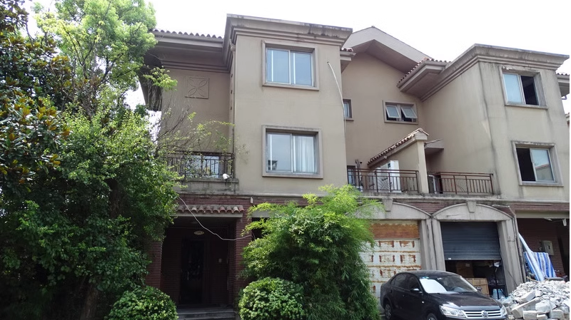 上海市奉贤区绿地香颂100栋全幢 