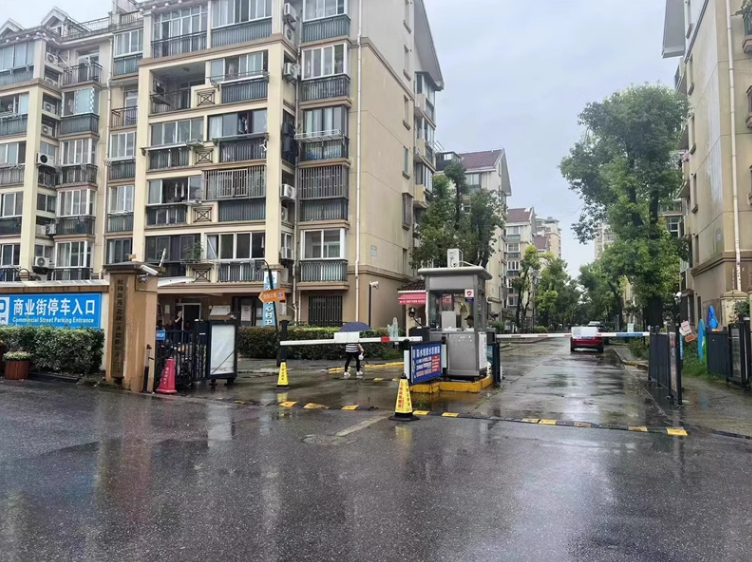 上海市闵行区虹梅新苑78栋3F 