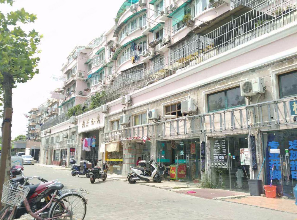 上海市静安区北杰公寓17栋1F 