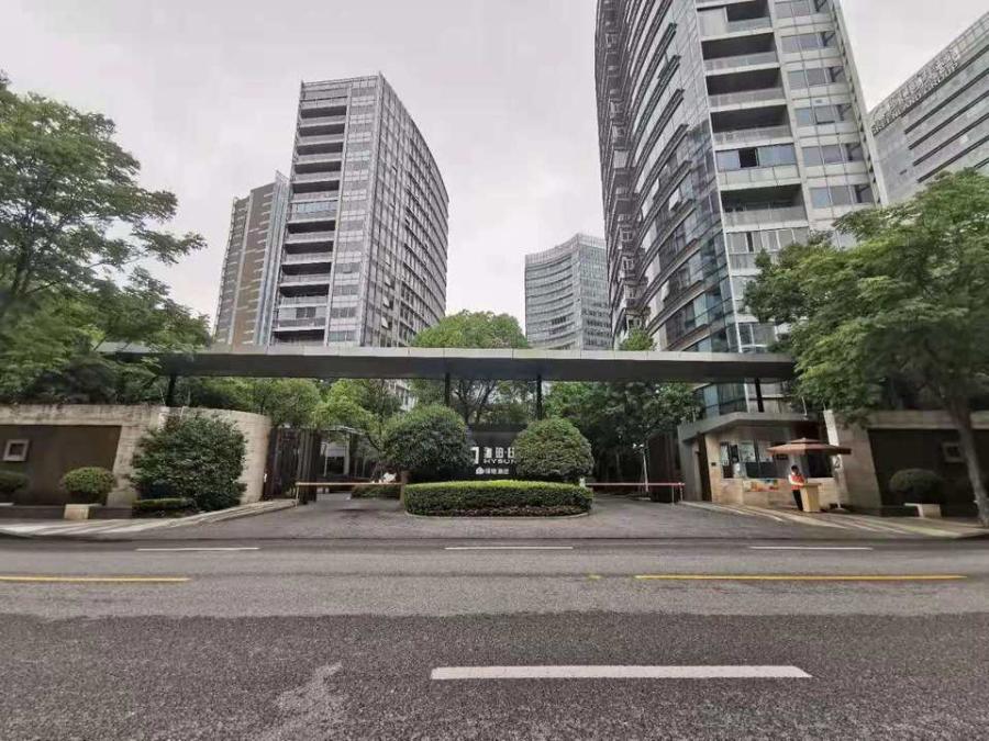 上海市黄浦区海珀日晖1栋21F及车位 