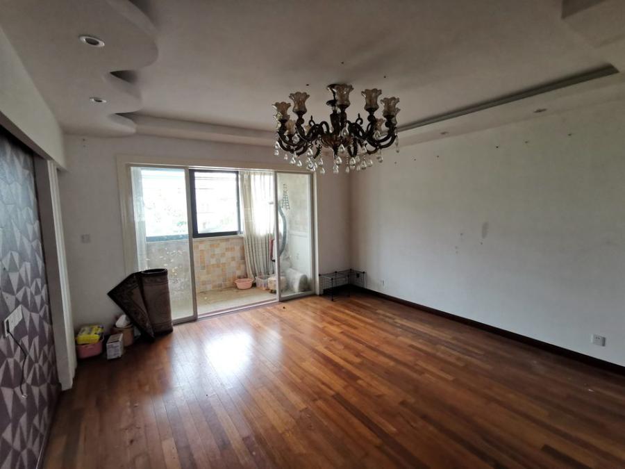 上海市浦东新区丽泽﹒梅傲苑9栋3F 