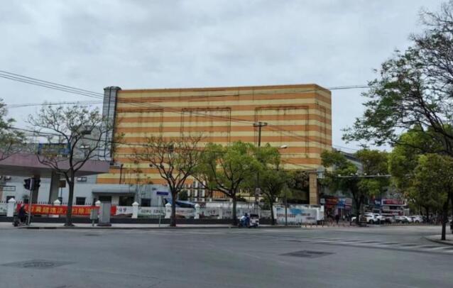 上海市松江区玩酷天地555美食广场515、535、555栋1F 