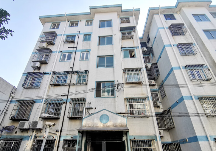 上海市浦东新区金鹏苑53栋5F 