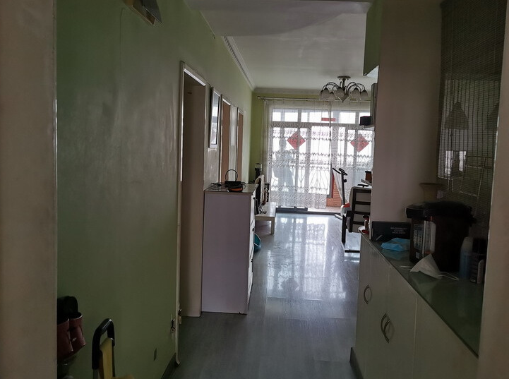 上海市静安区望景苑3栋13F 