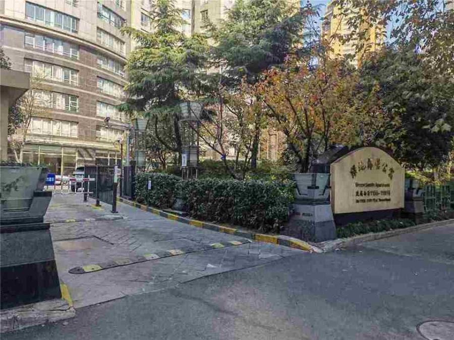 上海市长宁区绿地海怡公寓1181栋22F 