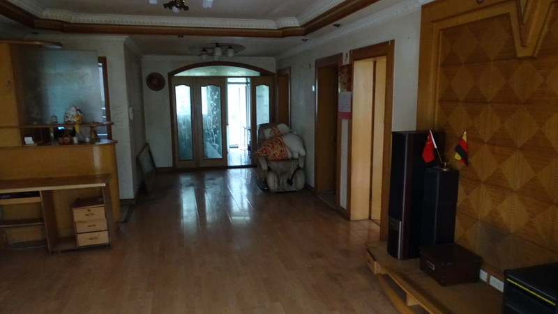 上海市杨浦区大运盛城46栋2F 