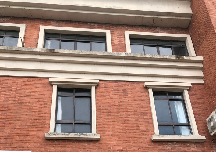 上海市浦东新区艺泰安邦花园沿街商铺宣桥镇453栋 