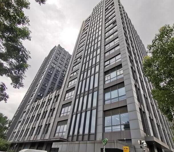 上海市虹口区凉城中心1402栋17F 