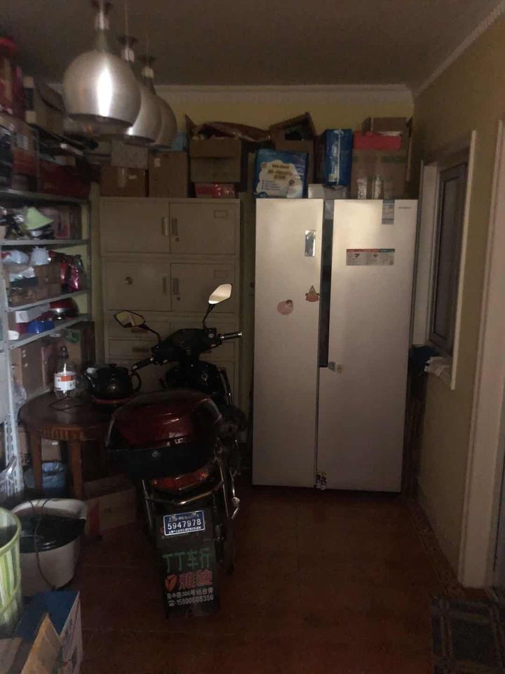 上海市闵行区奥森公寓3栋6F 