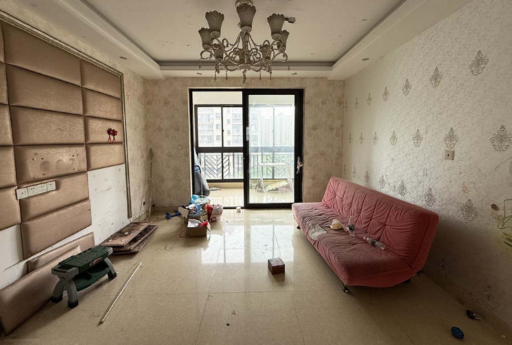 上海市奉贤区汇贤铭邸7栋7F 