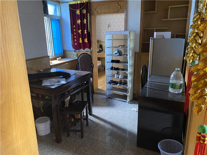 上海市浦东新区东陆新村二街坊47栋6F 