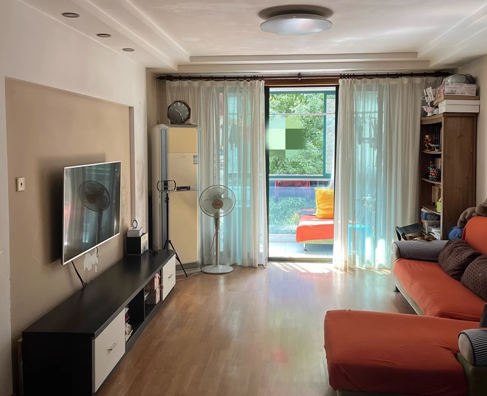 上海市闵行区春江锦庐34栋2F 