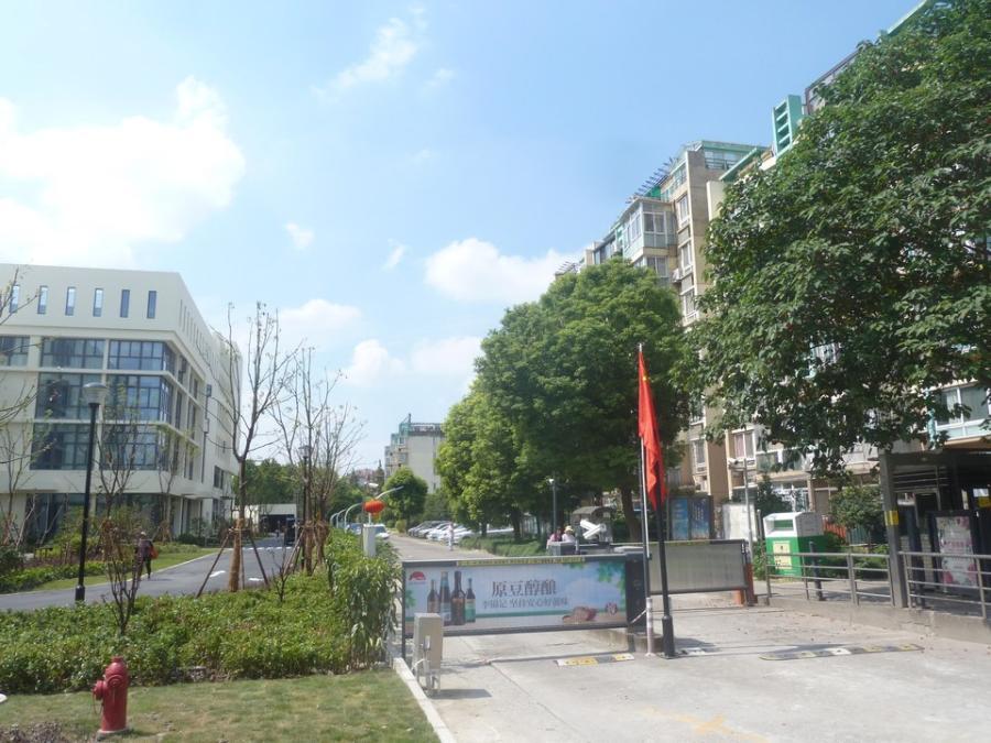 上海市宝山区上大阳光乾清园87栋1F 