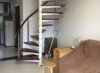 上海市浦东新区安阁苑18栋6F 