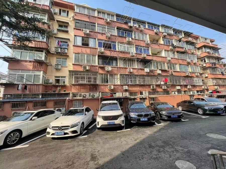 上海市浦东新区凌二小区14栋2F 