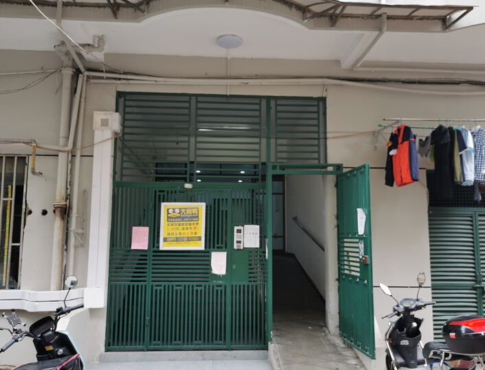 上海市普陀区石泉大厦1栋9F 