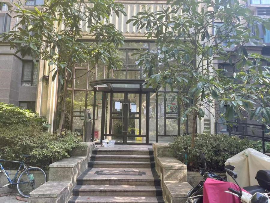 上海市宝山区和欣国际花园9栋4F及地下1F车位 