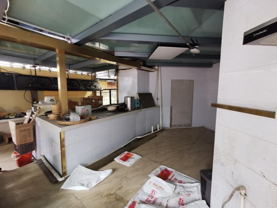 上海市静安区共和新路商铺共和新路2488栋1F 