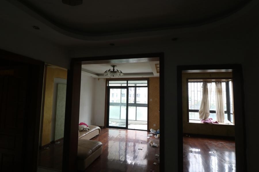 上海市浦东新区春江花悦园23栋5F 