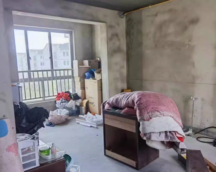 上海市青浦区练祥佳苑28栋4F 