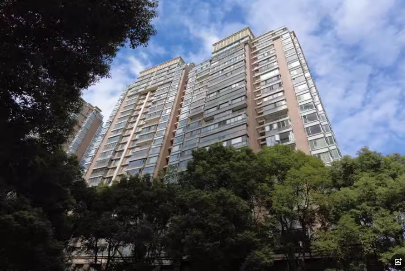 上海市长宁区古北瑞仕花园16栋10F及地下1F车位 