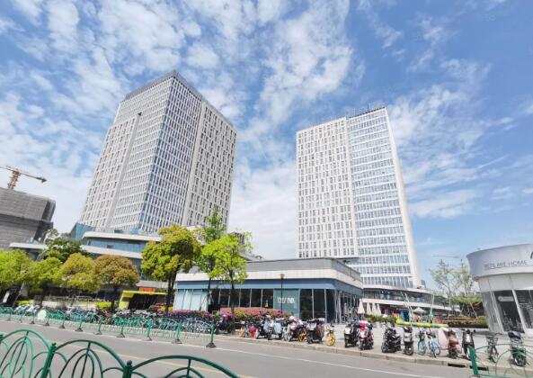 上海市静安区中环协信天地10栋15F 