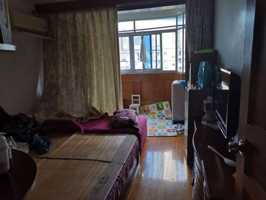 上海市普陀区安塞小区1栋6F 