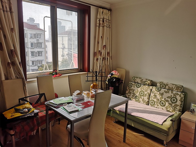 上海市虹口区新北小区2栋5F 