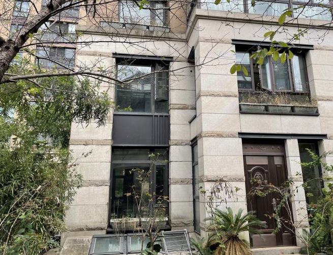 上海市青浦区万科尚景苑79栋1-3F 