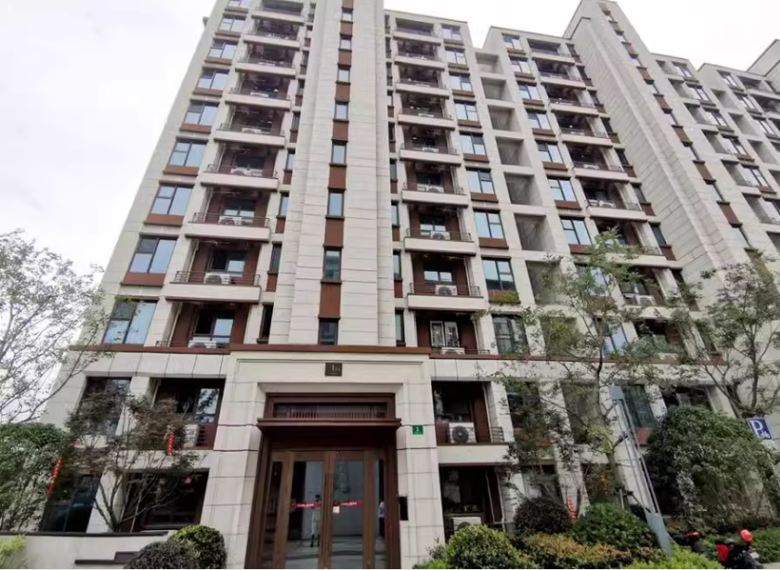 上海市松江区景瑞江山悦1栋1F 