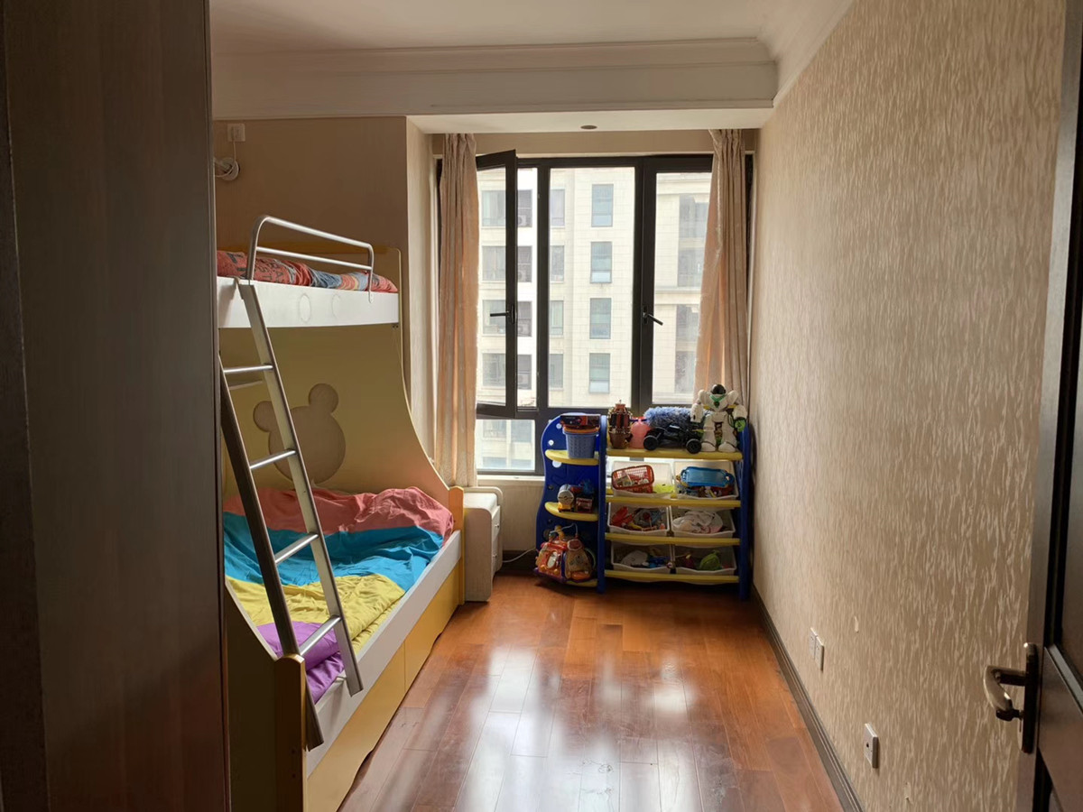 上海市松江区新南路壹号1栋8F 