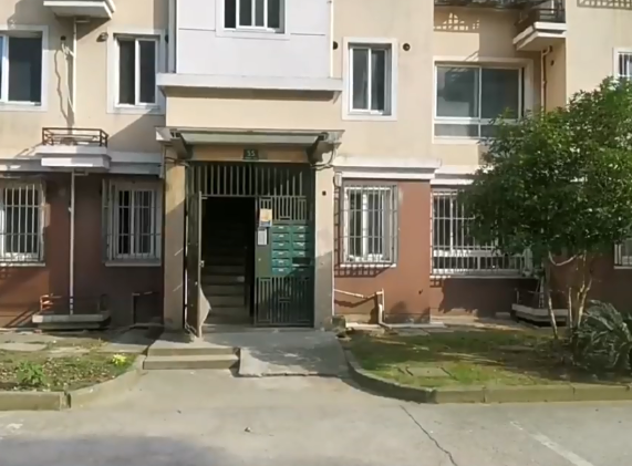 上海市宝山区宝通家园55栋2F 