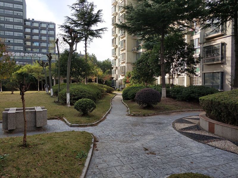 上海市青浦区夏阳湖国际花园14栋15F及车位 