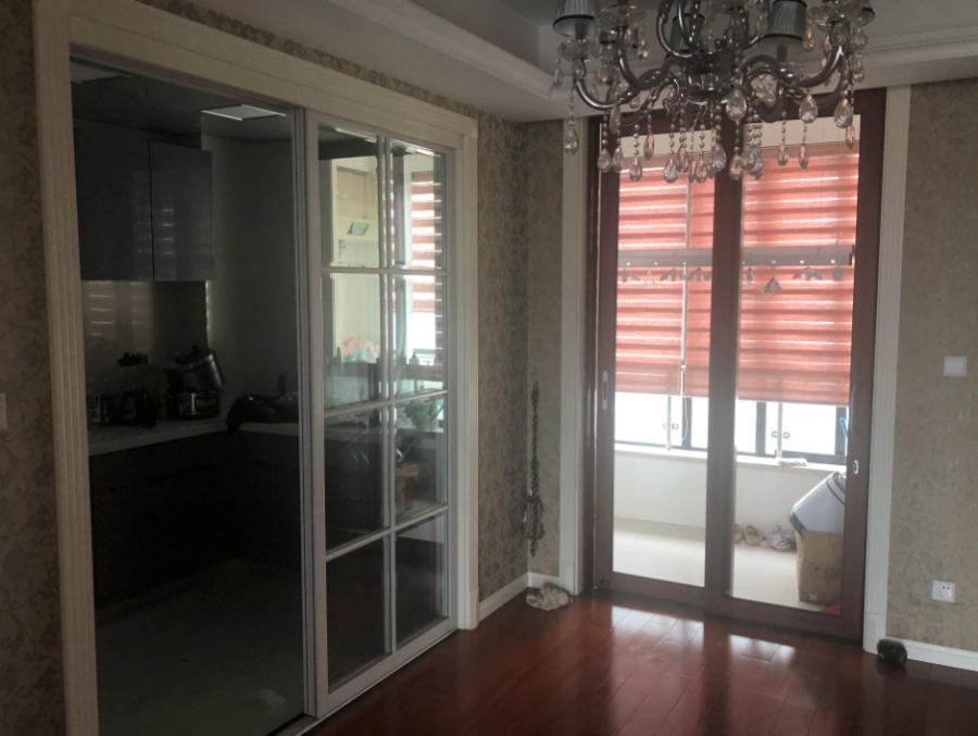 上海市静安区中凯城市之光30栋17F 