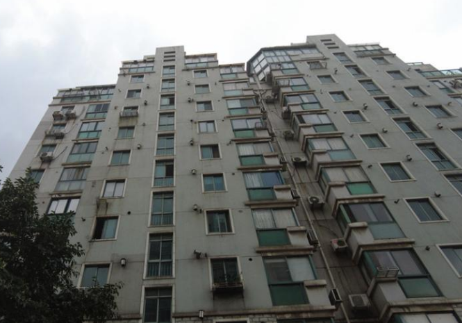 上海市宝山区新月翡翠园8栋11F 