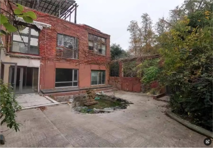 上海市闵行区新浦江城二期110栋1-2F 