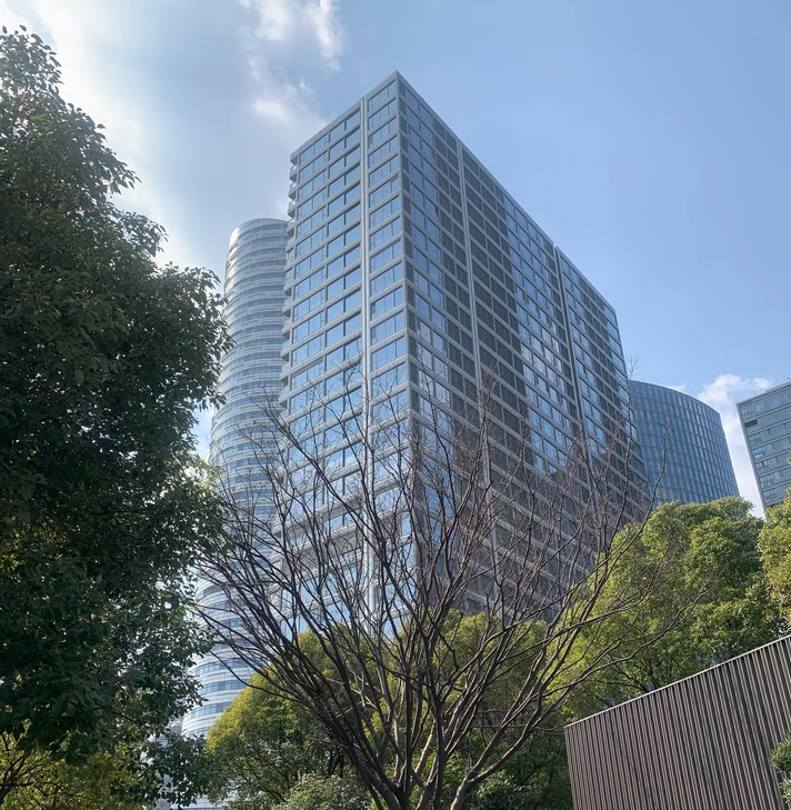 上海市黄浦区融创滨江壹号院12栋23F及地下1F车位 