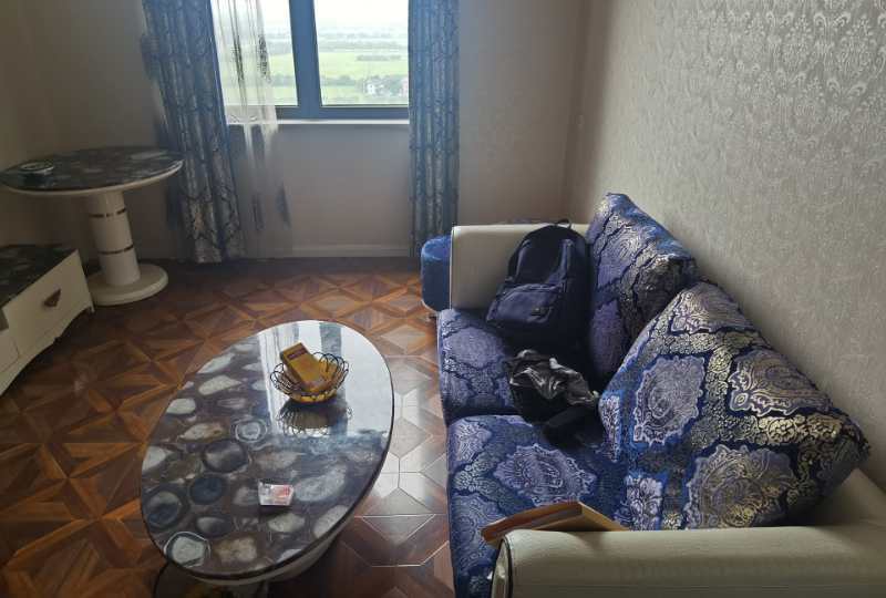 上海市奉贤区悦达南郊华都5栋17F 