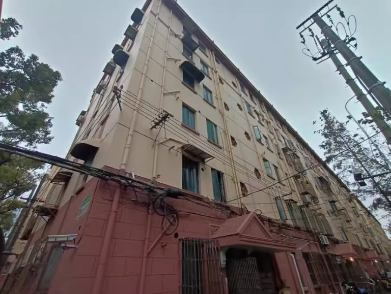 上海市浦东新区凌四小区56栋3F 