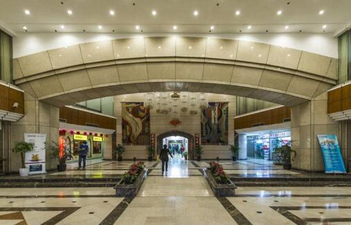 上海市浦东新区良友大厦618栋21F共20套 