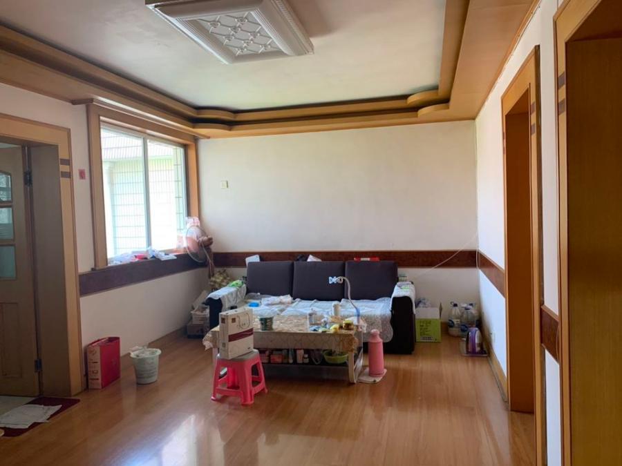 上海市闵行区东苑佳佳花园15栋6F 